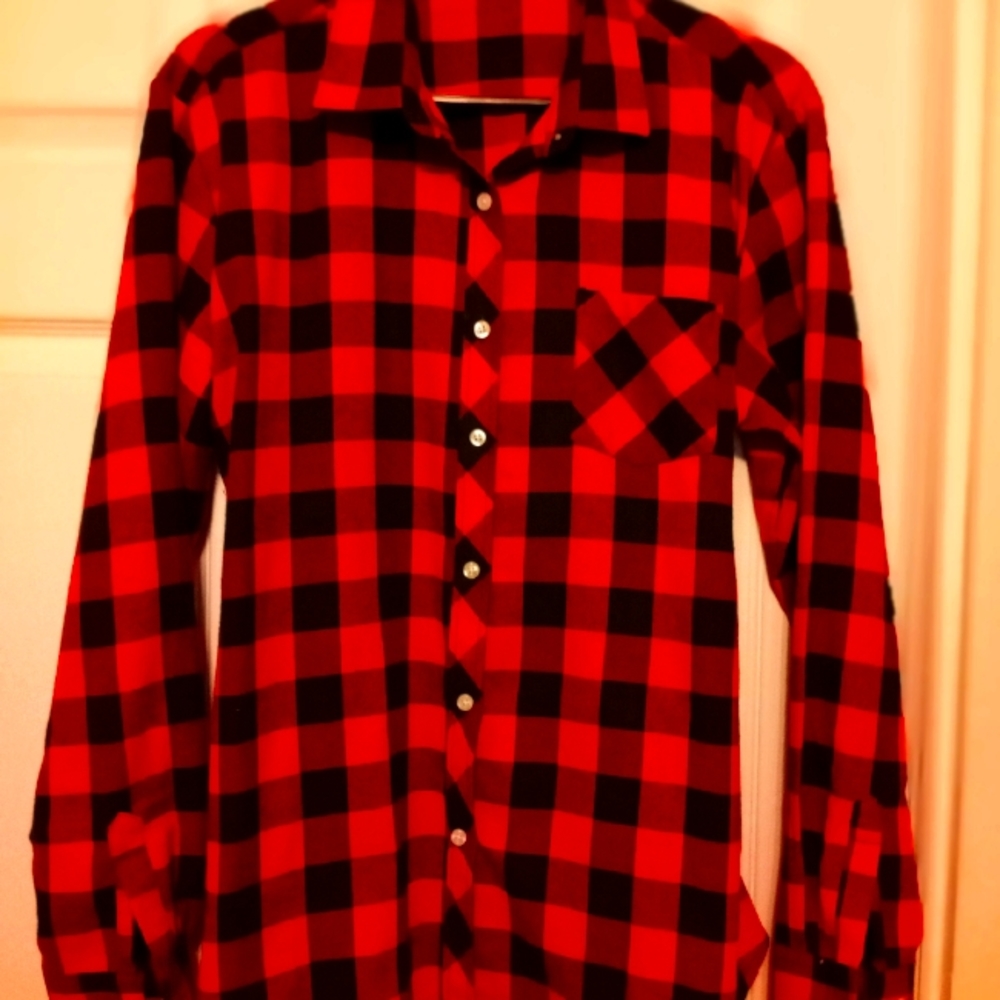 2 BUFFALO SHIRTS